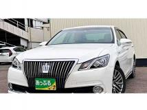 2013 Toyota Crown