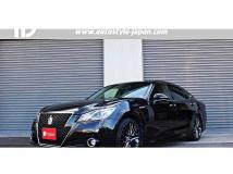 2014 Toyota Crown Hybrid