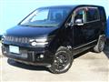 2011 Mitsubishi Delica D5