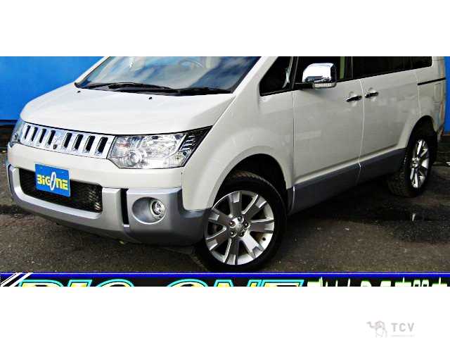 2016 Mitsubishi Delica D5