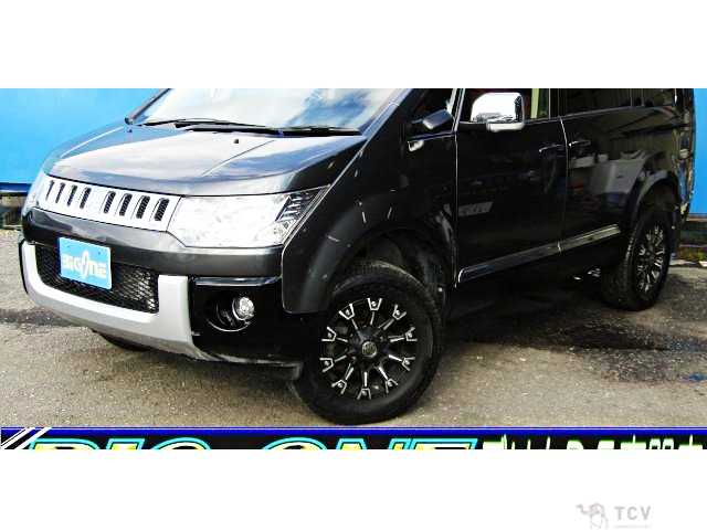 2014 Mitsubishi Delica D5