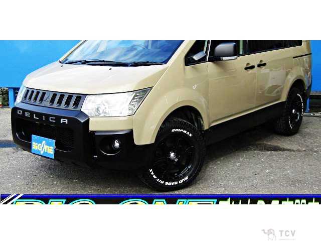 2011 Mitsubishi Delica D5