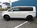 2015 Mitsubishi Delica D5