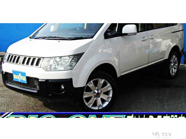 2014 Mitsubishi Delica D5