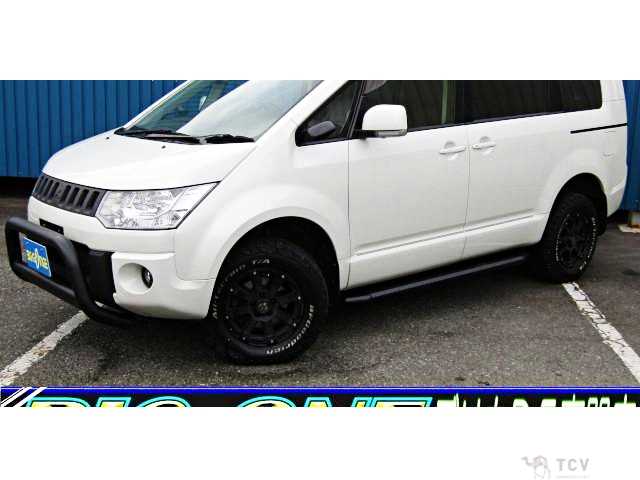 2016 Mitsubishi Delica D5