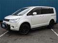 2016 Mitsubishi Delica D5