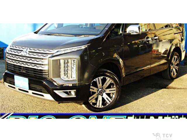 2019 Mitsubishi Delica D5