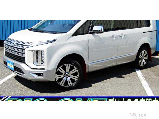 2020 Mitsubishi Delica D5