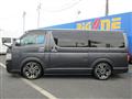 2010 Toyota Hiace Van