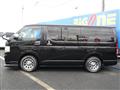 2009 Toyota Hiace Van