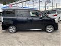 2009 Toyota Noah
