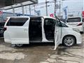 2010 Toyota Alphard