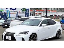 2017 Lexus IS