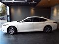 2019 Lexus ES