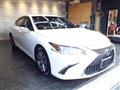 2019 Lexus ES
