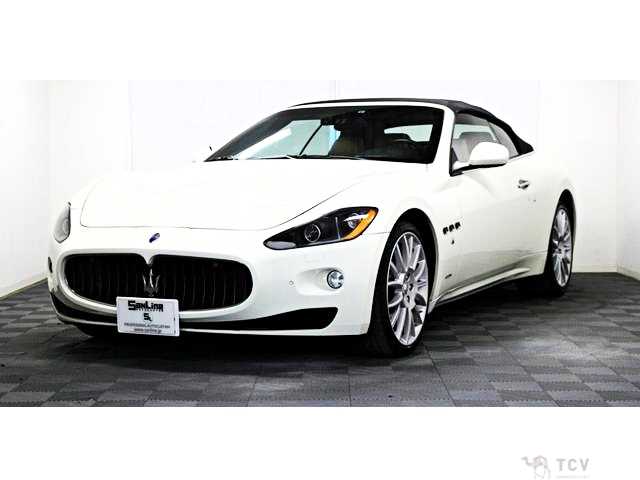 2011 Maserati Gran Cabrio