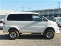 2003 Mitsubishi Delica Spacegear