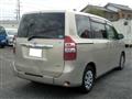 2012 Toyota Noah