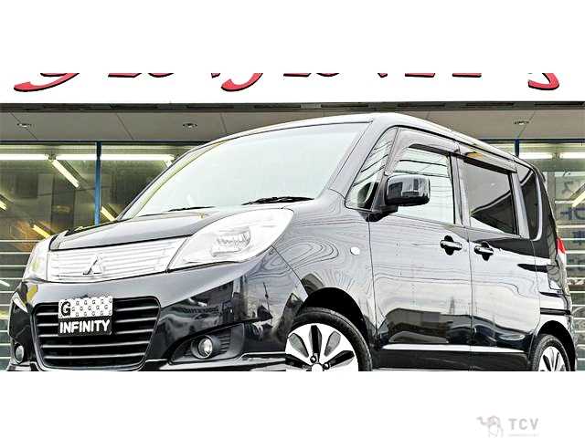 2014 Mitsubishi Delica D2