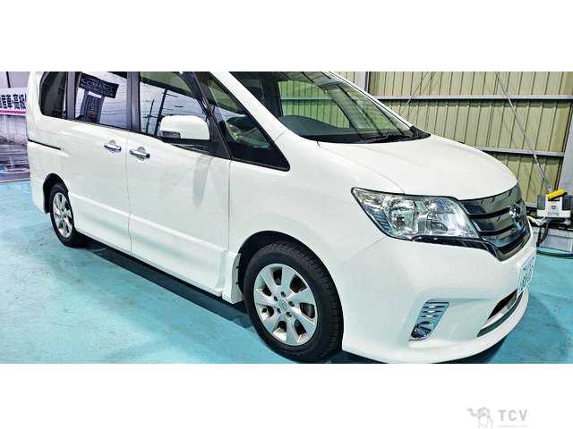 2013 Nissan Serena