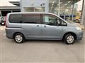 2008 Nissan Serena