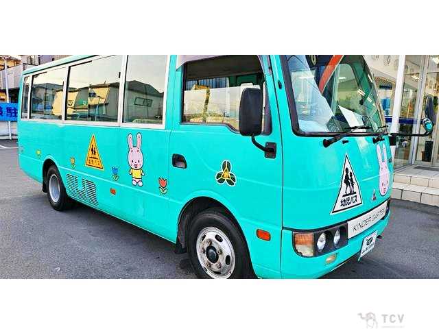 2004 Mitsubishi Fuso Rosa Bus