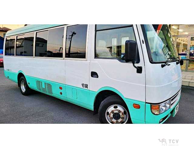 2011 Mitsubishi Fuso Rosa Bus