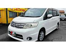 2009 Nissan Serena