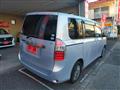 2010 Toyota Noah