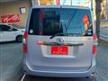 2010 Toyota Noah