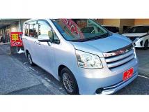 2010 Toyota Noah