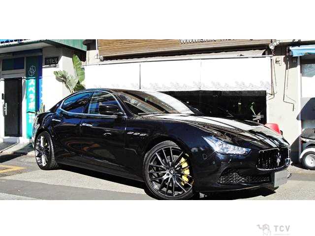 2015 Maserati Ghibli