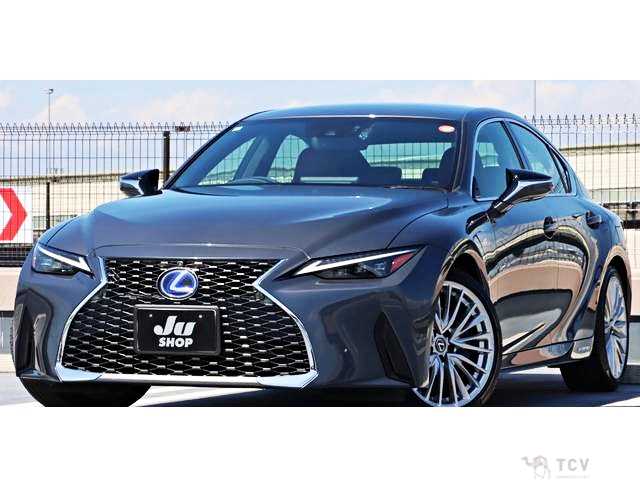 2021 Lexus IS