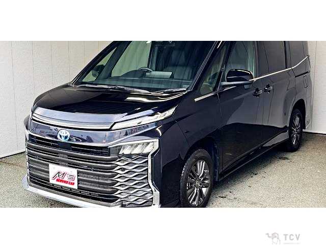 2023 Toyota Voxy