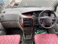 2001 Nissan Elgrand