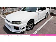 2000 Nissan Skyline