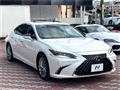 2022 Lexus ES