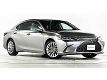 2019 Lexus ES