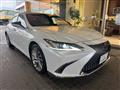 2019 Lexus ES