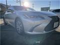 2019 Lexus ES