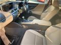 2019 Lexus ES