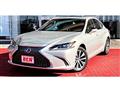 2019 Lexus ES