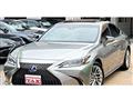 2019 Lexus ES