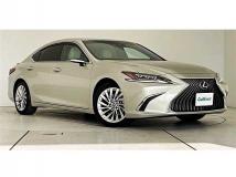 2019 Lexus ES