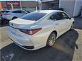 2019 Lexus ES