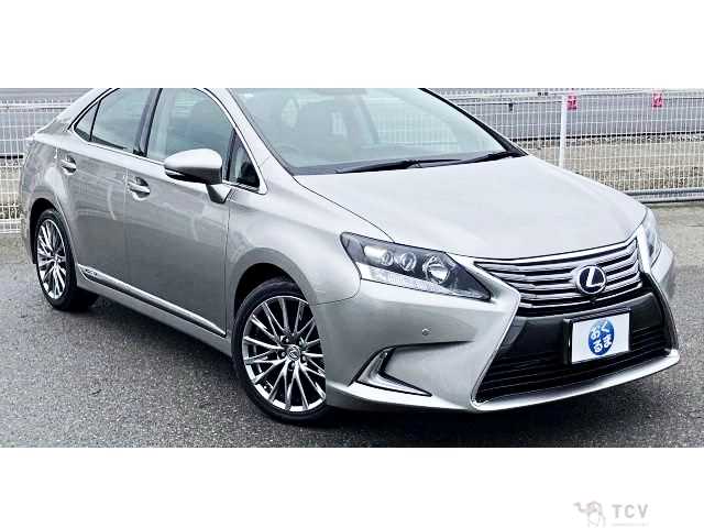 2017 Lexus HS