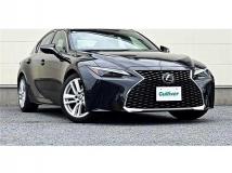 2023 Lexus IS