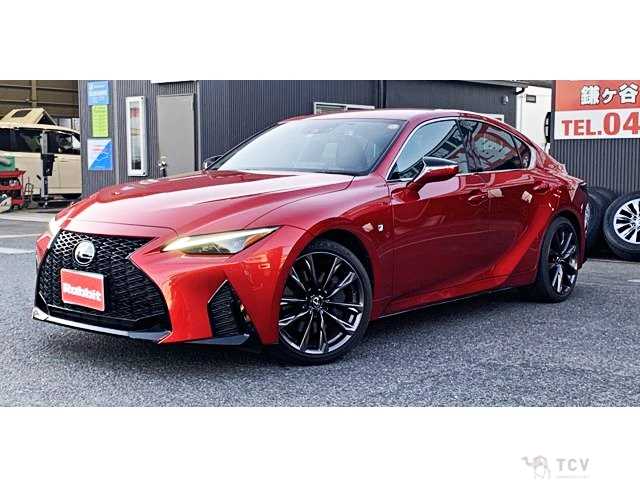 2023 Lexus IS