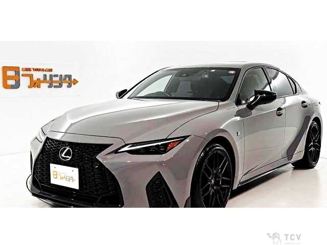 2023 Lexus IS