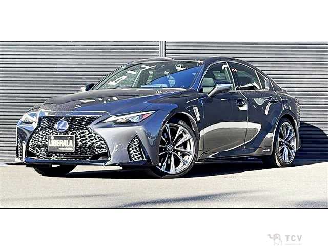 2021 Lexus IS